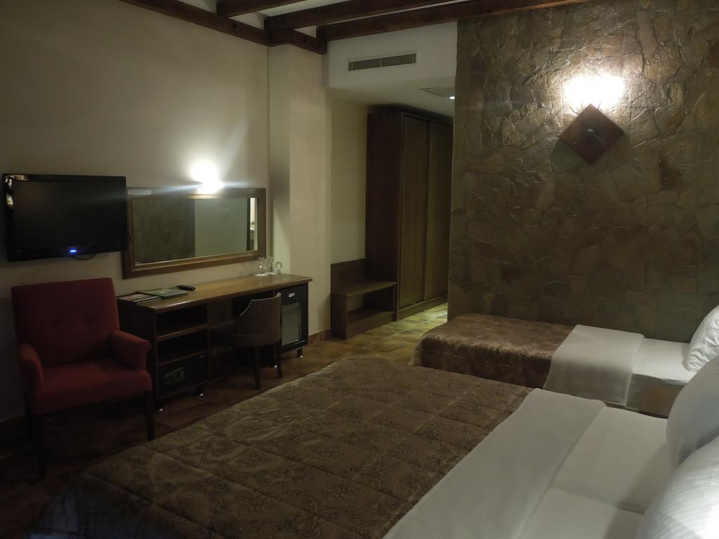 Masi Hotel Gokceada Bilik gambar